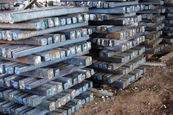 Raw iron and steel ingots — premium grade raw steel for bulk manufacturing and processing applications